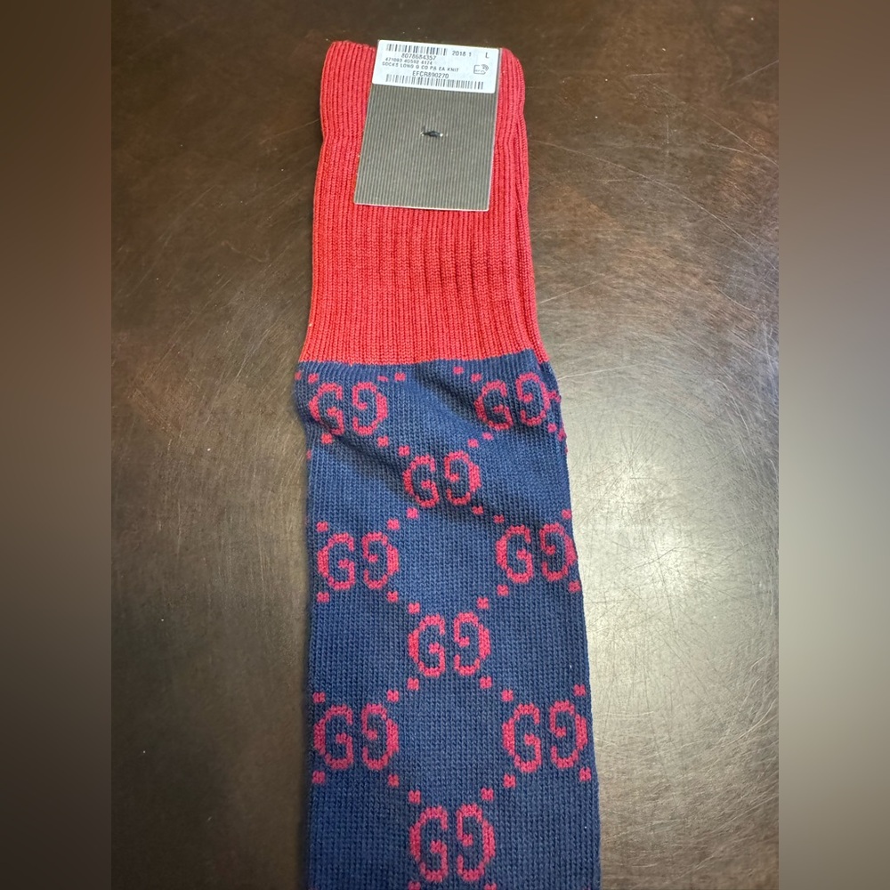 New Authentic Gucci GG Supreme Logo Navy Red Socks Size L - Picture 7 of 14
